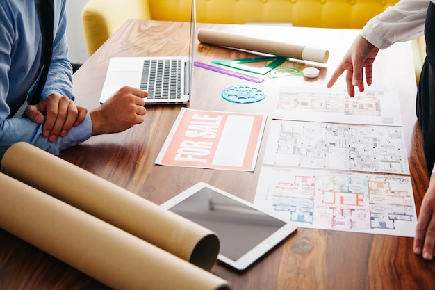 Bureau dans le bureau de l&#39;immobilier