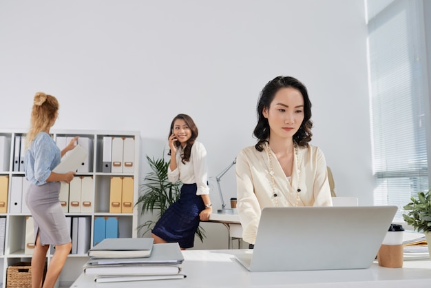 Bureau de travail