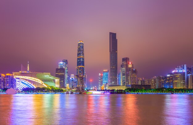 Business Guangzhou nuage de jour urbain