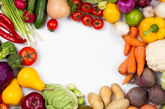 Cadre circulaire de légumes vue de dessus