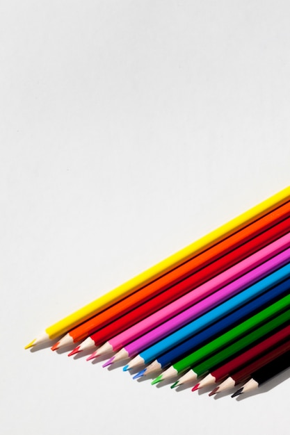 Cadre de crayons colorés