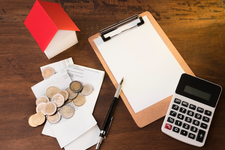 Photo gratuit calcul de l'économie pendant la crise sur la table