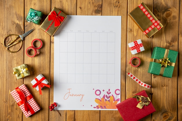 Photo gratuite calendrier plat et cadeaux