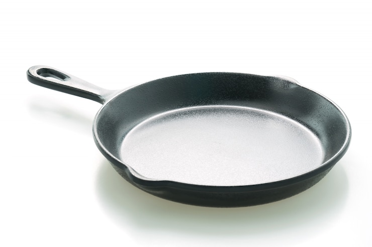 Photo gratuit casserole en fer noir