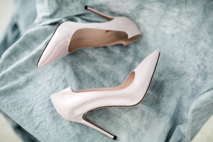 Photo gratuit chaussures et bagues de mariage