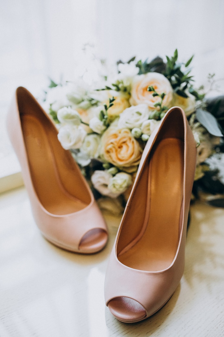 Photo gratuit chaussures de mariage de la mariée