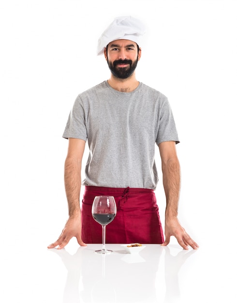 Chef avec verre à vin