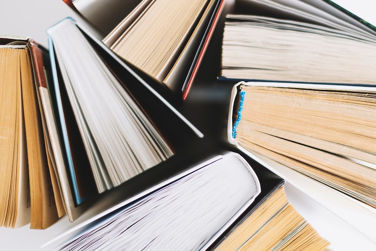 Photo gratuit de ci-dessus ensemble de livres