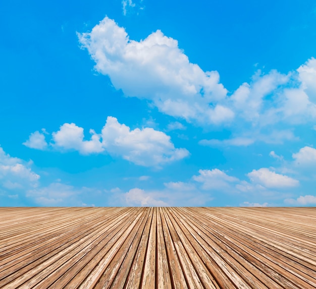 Photo gratuite ciel bleu et nuages