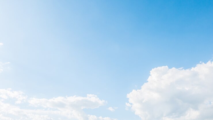 Photo gratuit ciel avec des nuages ​​blancs