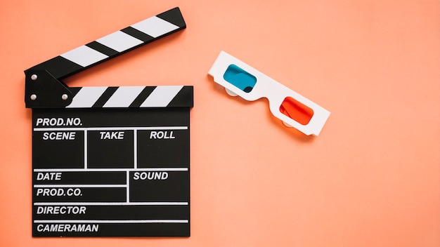 Clapperboard et lunettes 3d