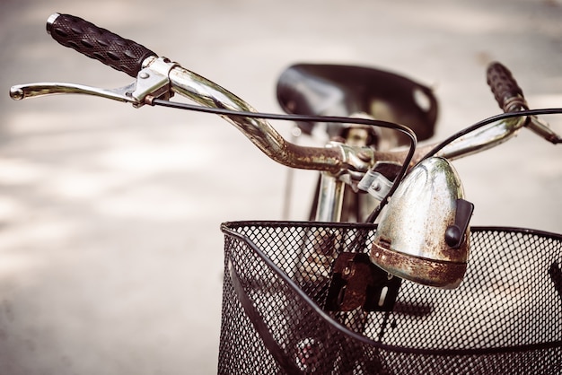 Close-up de la bicyclette rouillée