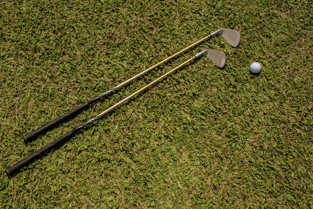 clubs et balles de golf. Bali. Indonésie.