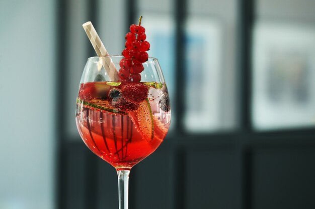 Cocktail alcoolisé aux fruits
