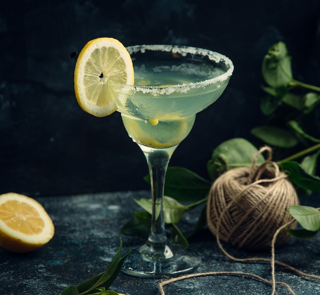 Cocktail frais au citron