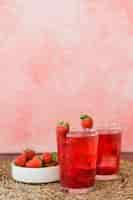 Photo gratuite cocktails à la fraise