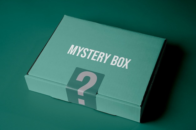 Collage de la boîte mystère