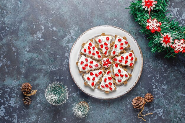 Collations en forme de sapin de Noël.