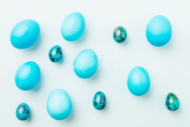Collection bleue d&#39;oeufs de Pâques