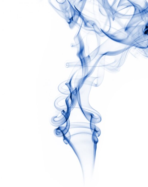 Collection de fumée bleue sur fond blanc