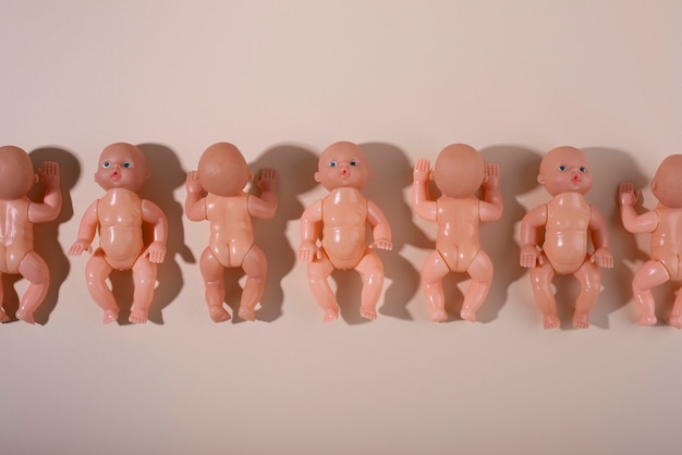 Collection de poupées en plastique pour enfants