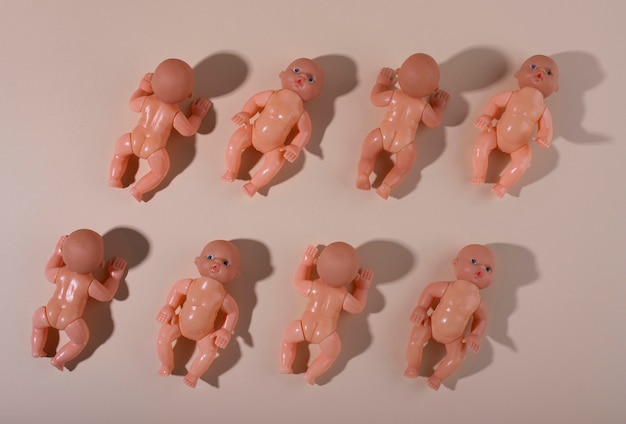 Collection de poupées en plastique pour enfants