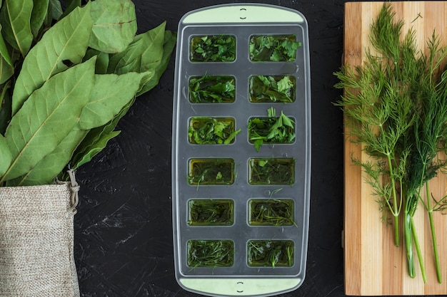 Photo gratuite composition de cuisine moderne avec des ingrédients sains