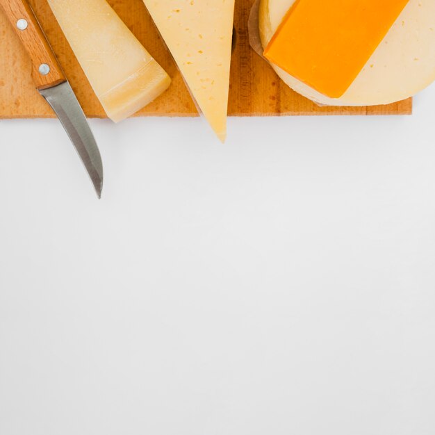 Composition de différents types de fromages