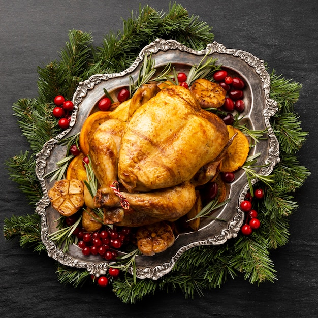 Composition du plat de poulet de Noël