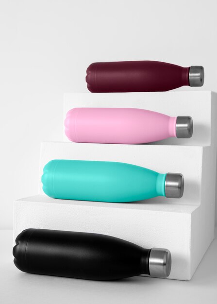 Composition de gobelets de différentes couleurs
