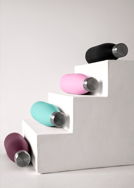 Composition de gobelets de différentes couleurs