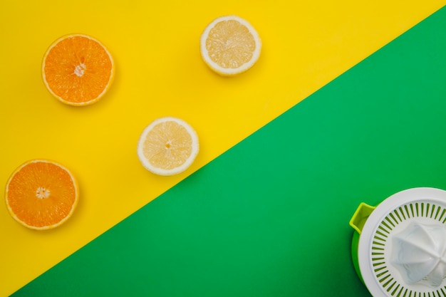 Photo gratuite composition de jus de citron