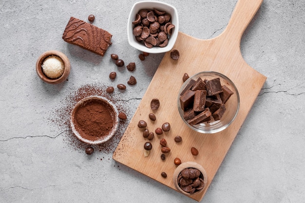 Composition plate de délicieux produits au chocolat