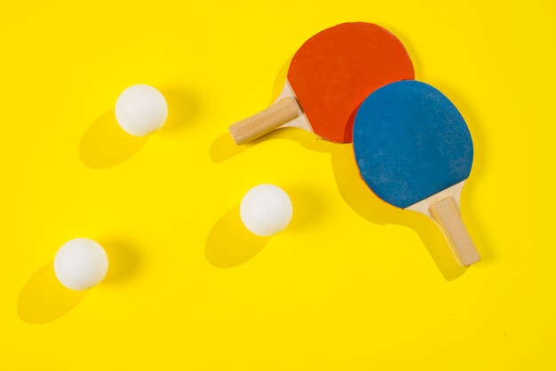 Composition de sport moderne avec des éléments de ping-pong