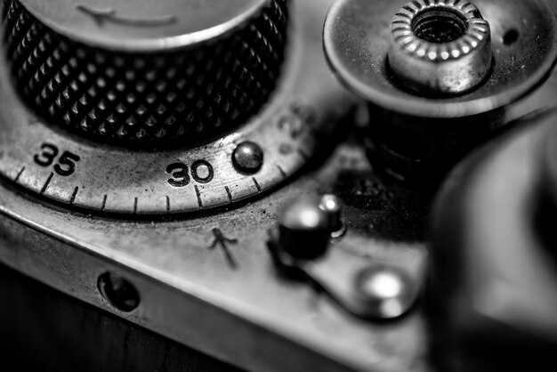 Compteur, bouton d&#39;obturateur et levier de rembobinage de caméra vintage de télémètre