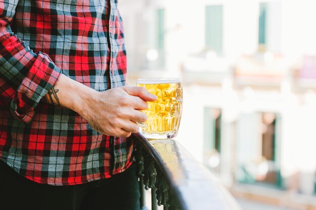 Concept de bière avec l&#39;homme