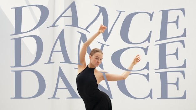 Poster Danseur classique femme sauter les airs pendant ballet 