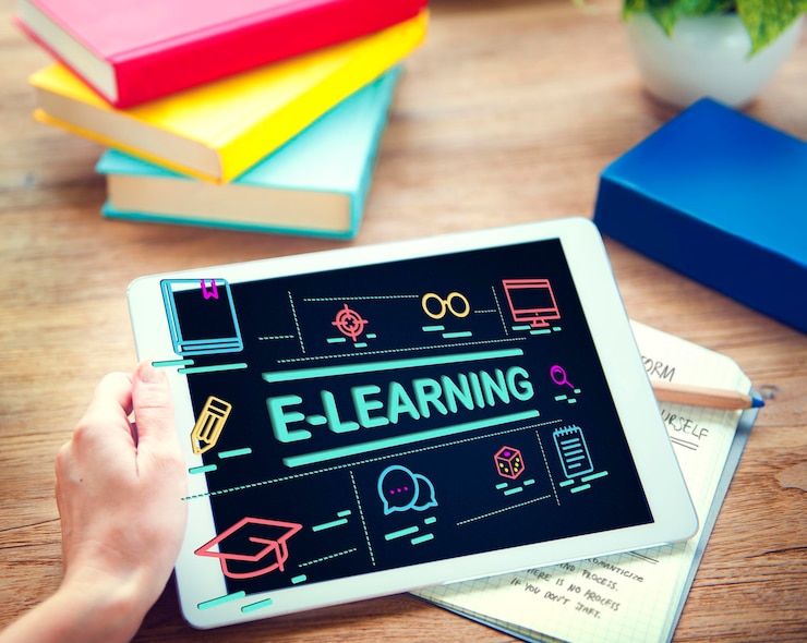 Photo gratuit concept d'étude de site web de réseautage d'éducation d'apprentissage en ligne