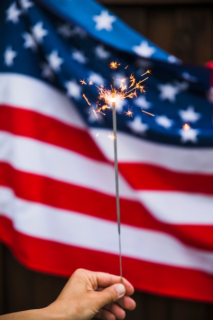 Concept de fête de l&#39;indépendance des États-Unis avec sparkler