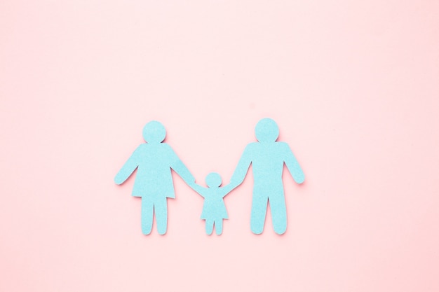 Concept de figure de famille avec enfant