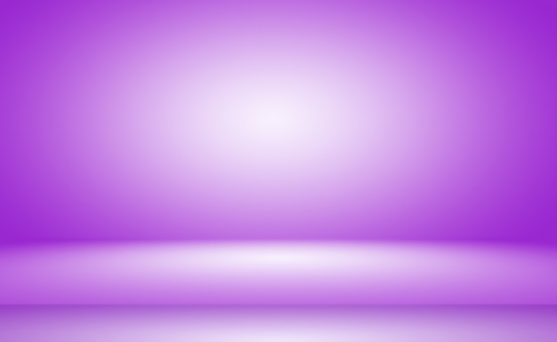 Concept de fond de studio - fond de salle de studio violet dégradé clair vide abstrait pour le produit. Fond de studio uni.