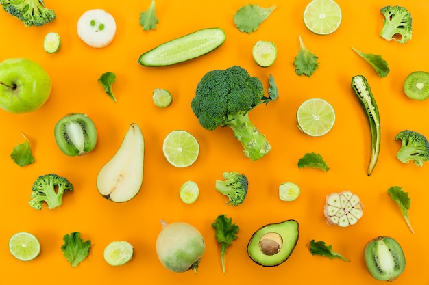 Concept de manger sainement des légumes verts