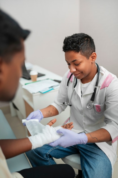 Photo gratuite concept de soins de santé à la clinique