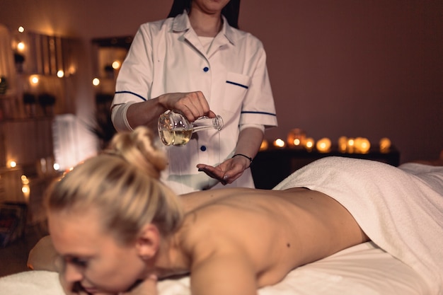 Concept de spa avec femme