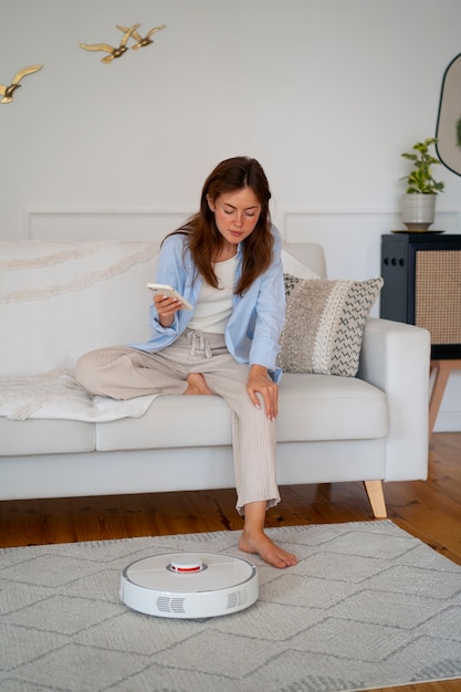 Contrôle de l'aspirateur robot sans fil par application smartphone