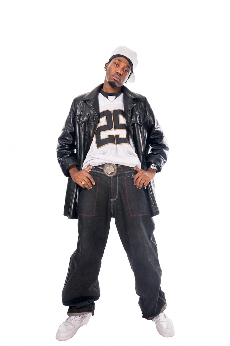 Photo gratuit cool hip-hop jeune homme sur blanc