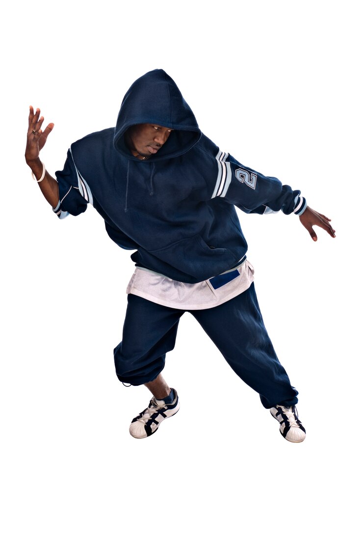 Photo gratuit cool jeune homme hip-hop sur fond blanc