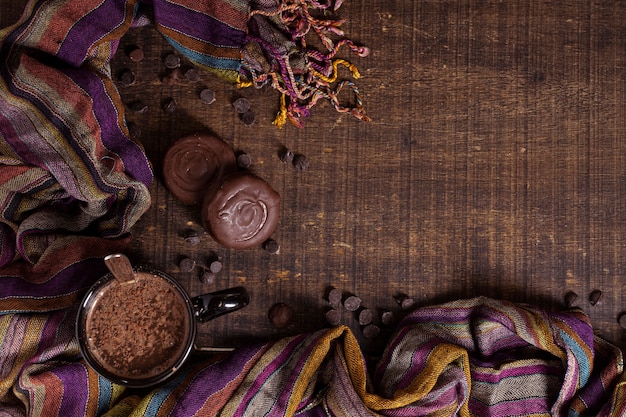 Copier le fond de l&#39;espace avec du chocolat chaud