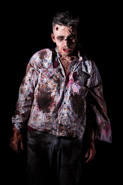 Photo gratuite cosplay de zombie effrayant