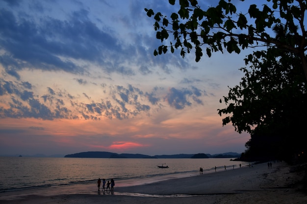 Coucher de soleil à Krabi en Thaïlande
